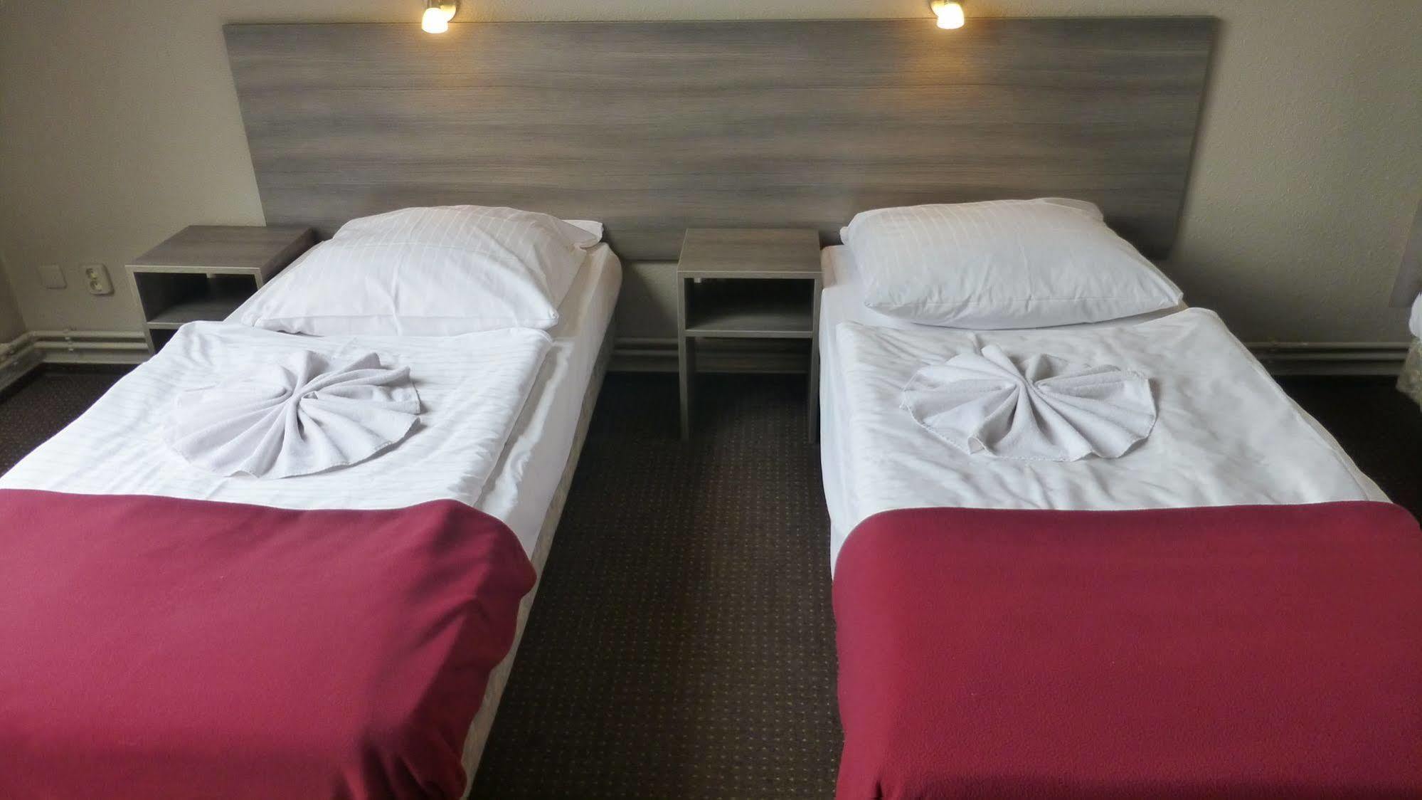 Hotel Rehberge Berlin Mitte Bagian luar foto